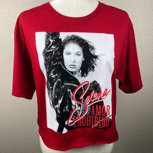 Selena Graphic Cropped Cotton T-shirt Amor